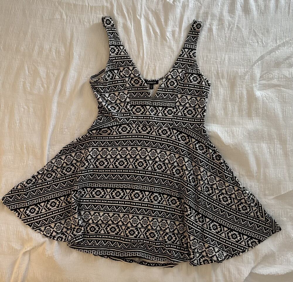 Express Black White Skater Dress Shorts Skort Aztec Geometric Boho Festival Y2K